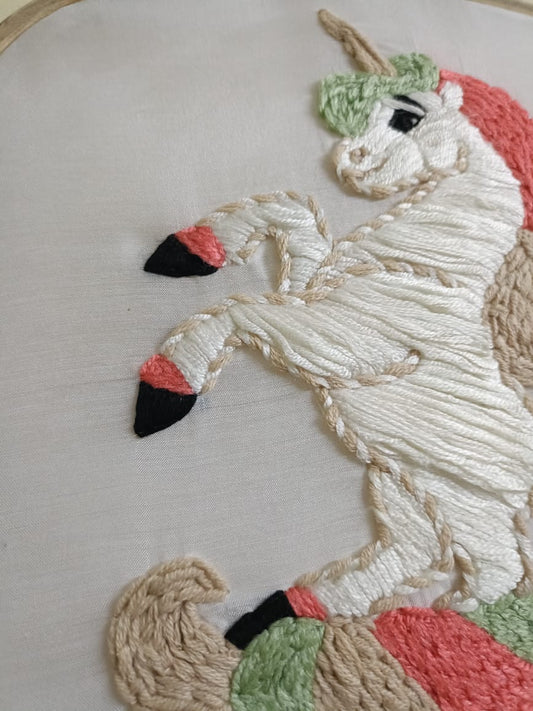 Unicorn embroidery with hoop - 10 inches